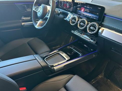 Certified 2025 Mercedes-Benz GLB 250 4MATIC image 19