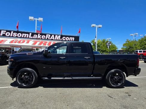 Certified 2025 RAM 2500 Big Horn AWD/4WD image 7