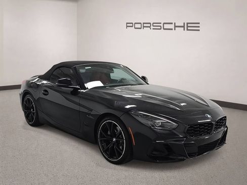 Used 2025 BMW Z4 sDrive30i w/ Shadowloine Package RWD image 8