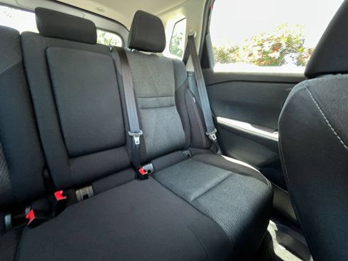 Used 2025 Nissan Rogue SV FWD image 39