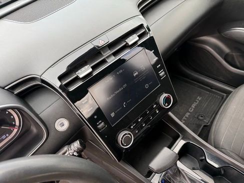 Used 2023 Hyundai Santa Cruz SEL w/ Winter Package image 21