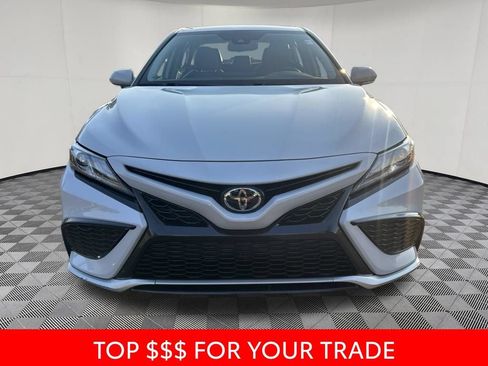 Used 2024 Toyota Camry XSE FWD image 2