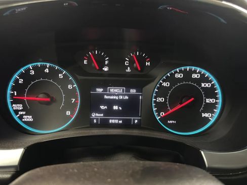 Used 2021 Chevrolet Traverse LS AWD/4WD image 11
