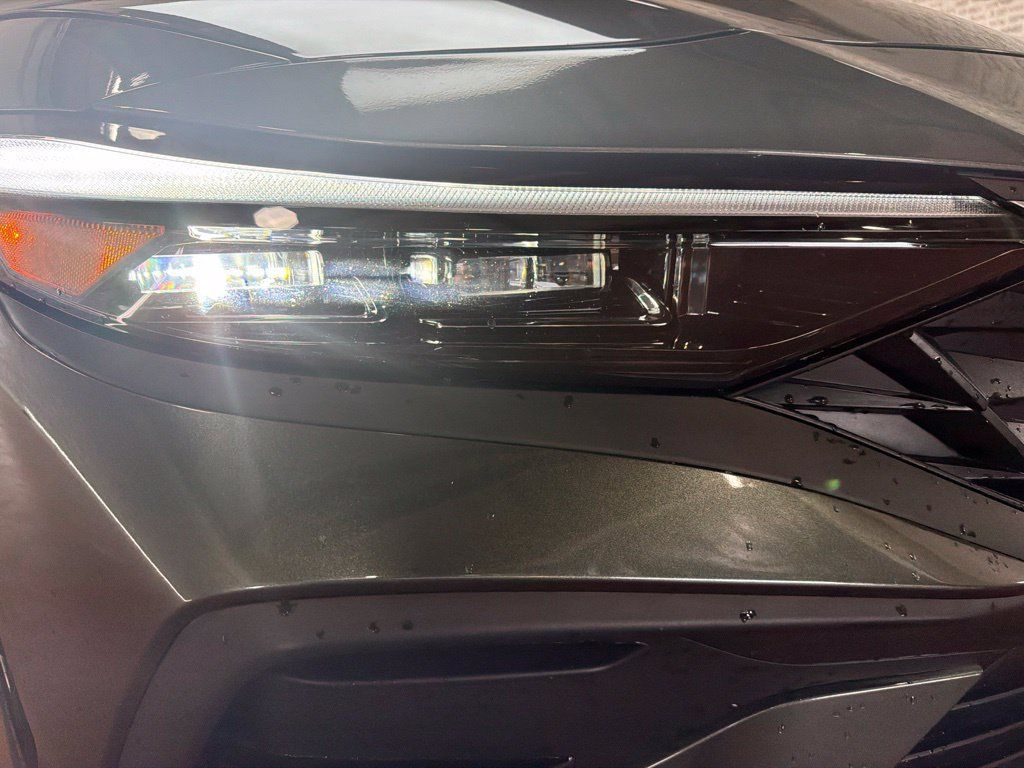 Used 2026 Hyundai Elantra Sport FWD image 9