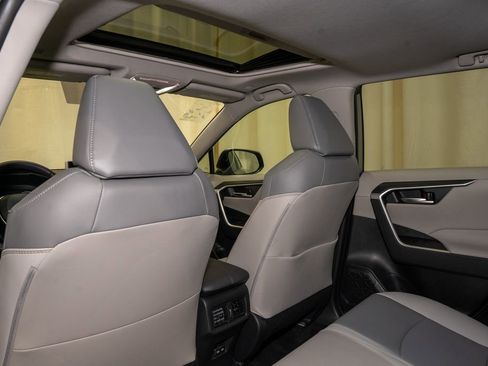 Certified 2023 Toyota RAV4 XLE Premium image 10