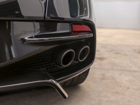 Used 2019 Aston Martin DBS Superleggera RWD image 26