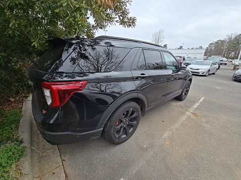 Used 2023 Ford Explorer ST w/ Equipment Group 401A image 3