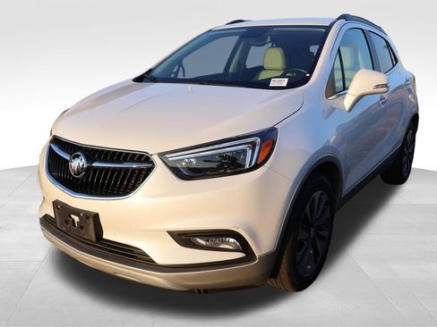 Used 2018 Buick Encore Essence FWD image 4
