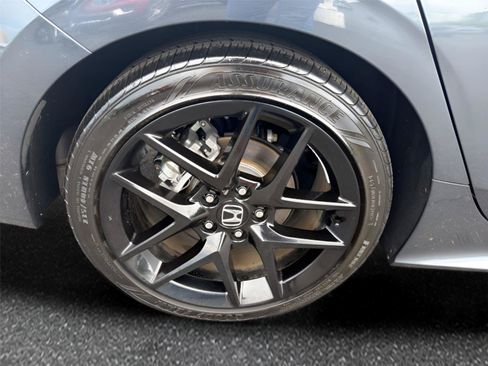 Used 2025 Honda Civic Sport image 12