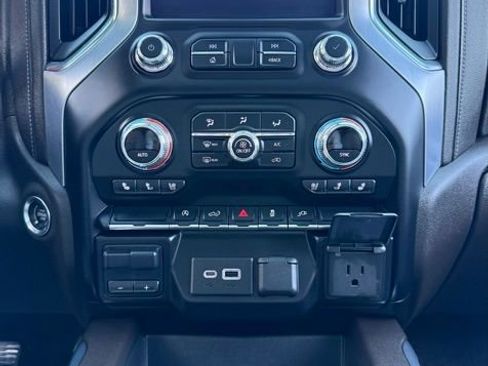 Used 2019 GMC Sierra 1500 AT4 image 26