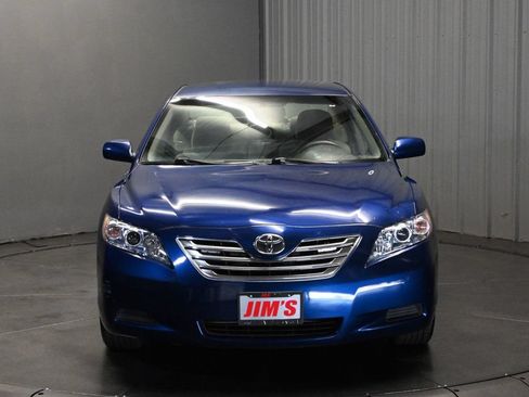 Used 2009 Toyota Camry Hybrid w/ Upgrade Pkg FWD image 2