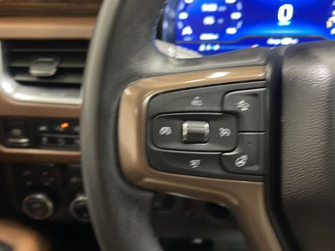 Used 2024 Chevrolet Tahoe High Country AWD/4WD image 6