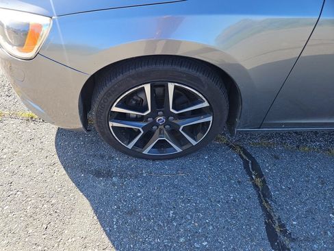 Used 2017 Volvo S60 T5 Dynamic w/ Protection Package AWD/4WD image 3