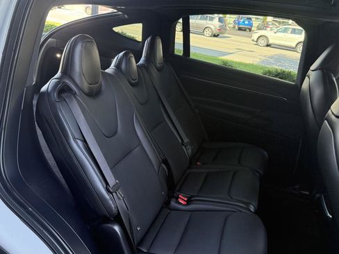 Used 2022 Tesla Model X AWD/4WD image 21