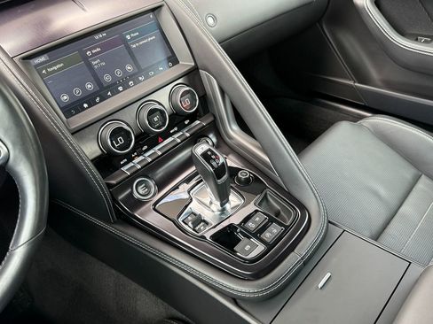 Used 2020 Jaguar F-TYPE Checkered Flag image 31