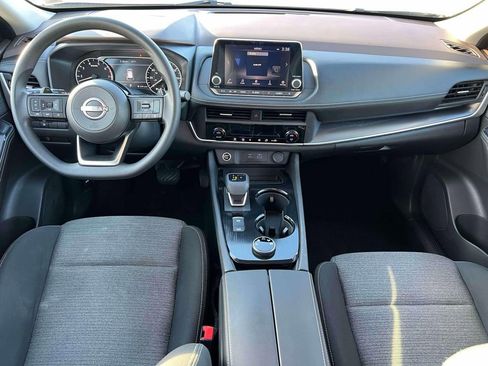 Used 2023 Nissan Rogue SV image 13