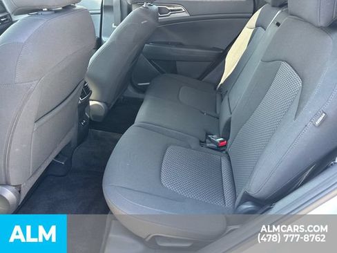 Used 2026 Kia Sportage LX w/ LX Convenience Package FWD image 23