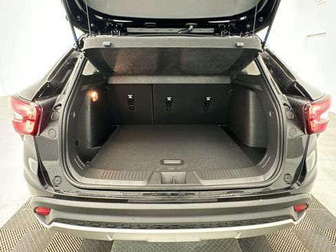 New 2026 Chevrolet Trax LT image 29