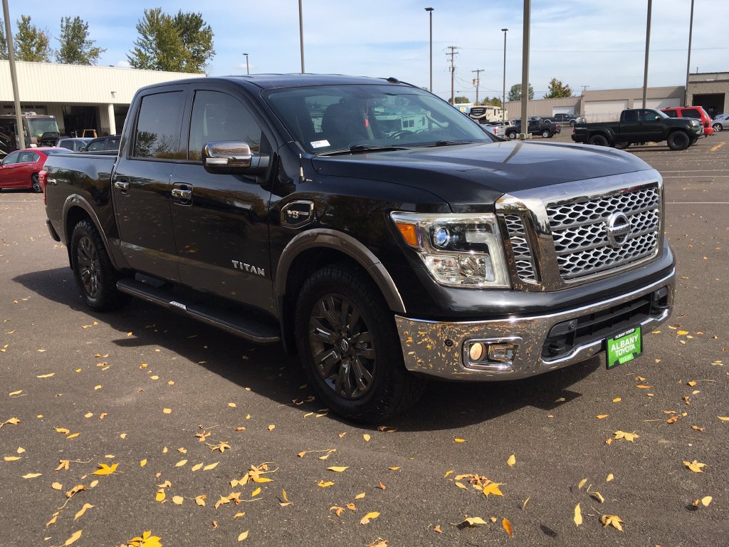 Used 2017 Nissan Titan Platinum Reserve RWD image 9