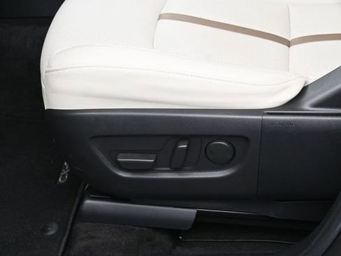 Certified 2024 MAZDA CX-90 Plug-In Hybrid w/ Premium Plus AWD/4WD image 18