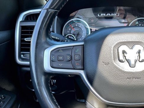 Used 2022 RAM 1500 Big Horn AWD/4WD image 14