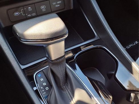 Used 2025 Hyundai Santa Cruz SEL image 17