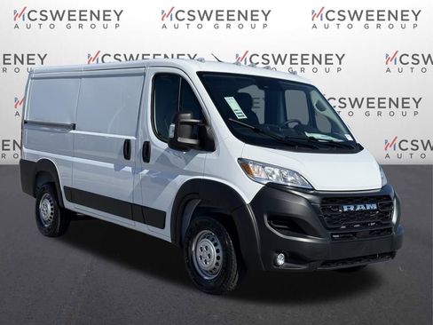 New 2026 RAM ProMaster 2500 w/ Convenience Group FWD image 8