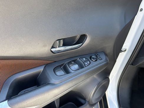 Used 2024 Nissan Kicks SR FWD image 20