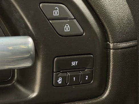 Used 2021 Chevrolet Silverado 1500 LTZ image 36