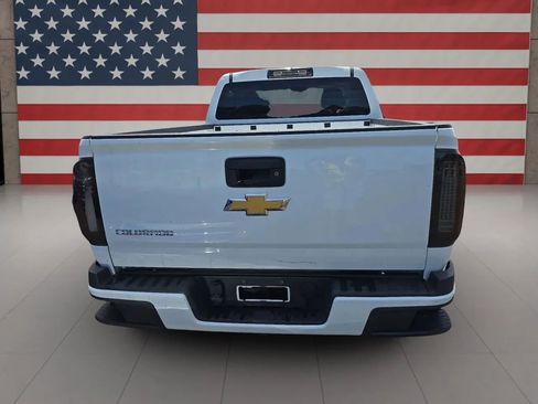 Used 2015 Chevrolet Colorado Z71 AWD/4WD image 10