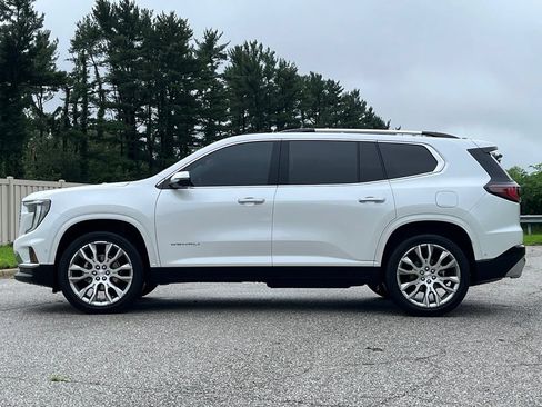 Used 2025 GMC Acadia Denali w/ Super Cruise Package AWD/4WD image 4