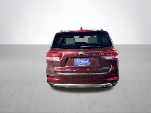 Used 2018 Kia Sorento SX image 8