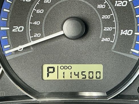 Used 2012 Subaru Forester 2.5X Premium w/ Popular Pkg 3 image 26