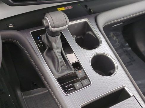 Certified 2025 Toyota Sienna XLE AWD/4WD image 15