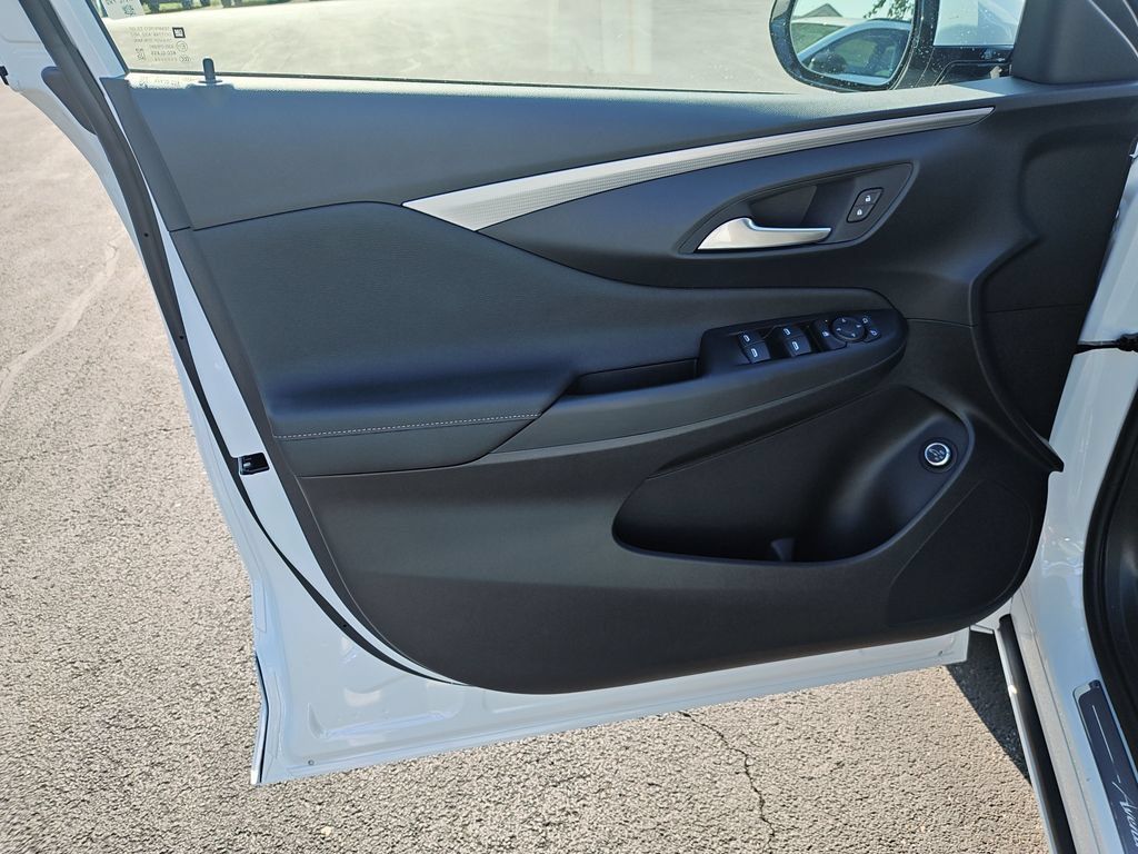 New 2026 Buick Envista Sport Touring FWD image 12