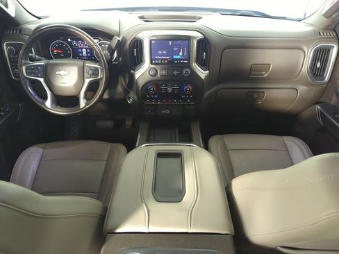 Used 2019 Chevrolet Silverado 1500 LTZ w/ LTZ Premium Package AWD/4WD image 14