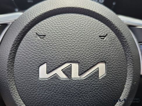 Certified 2025 Kia Seltos X-Line AWD/4WD image 28