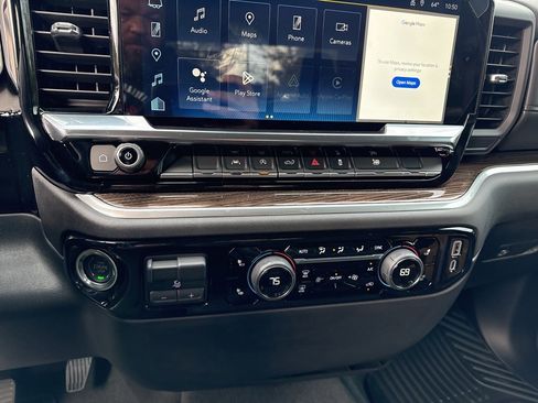 New 2026 Chevrolet Silverado 1500 LT image 17