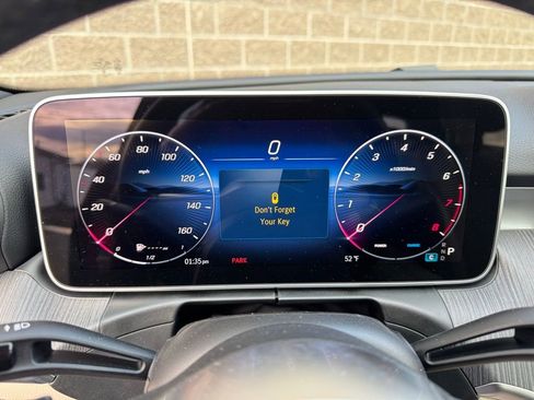 Used 2025 Mercedes-Benz C 300 Sedan image 21