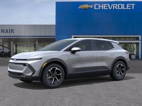 New 2026 Chevrolet Equinox EV LT FWD image 2