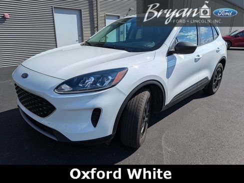Used 2022 Ford Escape SE w/ Convenience Package image 3