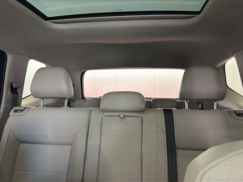 Certified 2023 Volkswagen Atlas SE w/ Panoramic Sunroof Package image 25