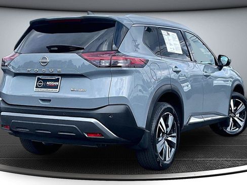 Used 2023 Nissan Rogue SL AWD/4WD image 6