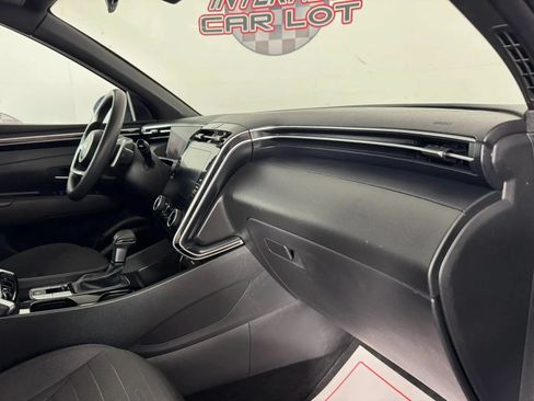 Used 2023 Hyundai Santa Cruz Night AWD/4WD image 12