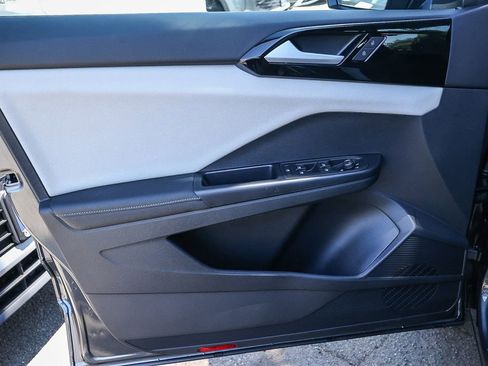 New 2025 Volkswagen Taos S image 31