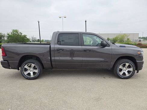 New 2026 RAM 1500 Express RWD image 6