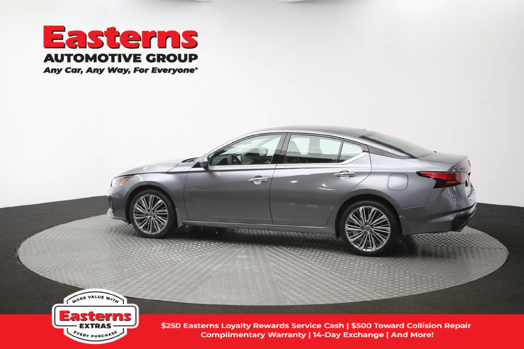 Used 2023 Nissan Altima 2.5 SL AWD/4WD image 55