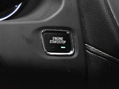 Used 2023 GMC Acadia SLT w/ Preferred Package image 15