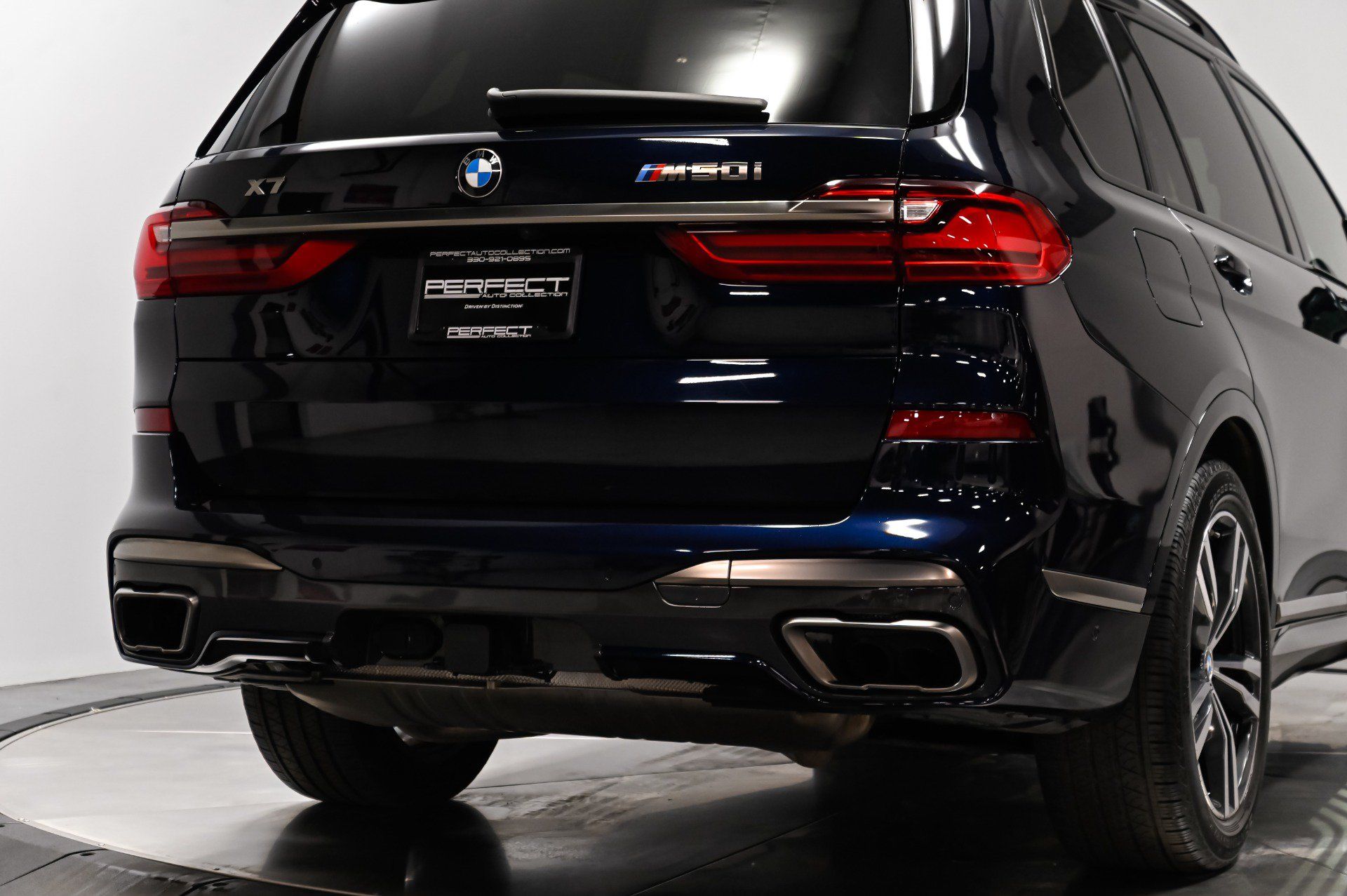 Used 2021 BMW X7 M50i AWD/4WD image 34