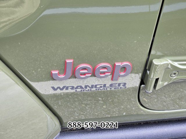 Used 2021 Jeep Wrangler Unlimited Rubicon AWD/4WD image 2
